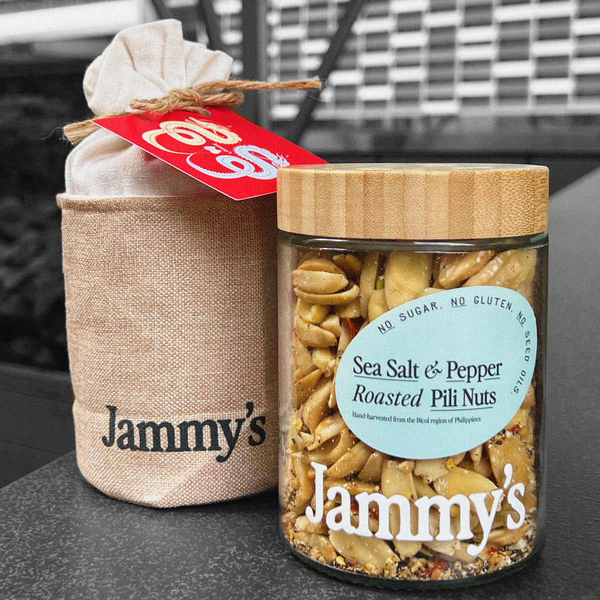 CNY Gift Jar - Sea Salt & Pepper Pili Nuts (275g)